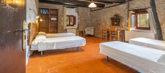 Cottage 'Can Ribes' with Outdoor Pool, Garden and Terrace