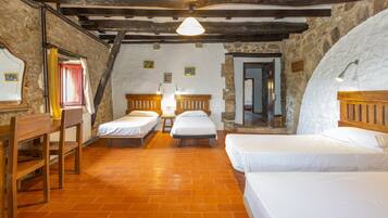 7 bedrooms, iron/ironing board, free WiFi, bed sheets