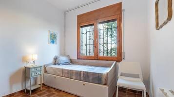 3 chambres, Wi-Fi gratuit, draps fournis