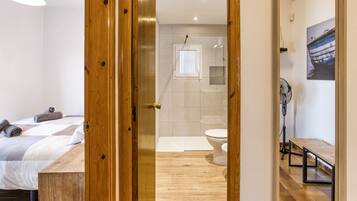 3 chambres, Wi-Fi gratuit, draps fournis