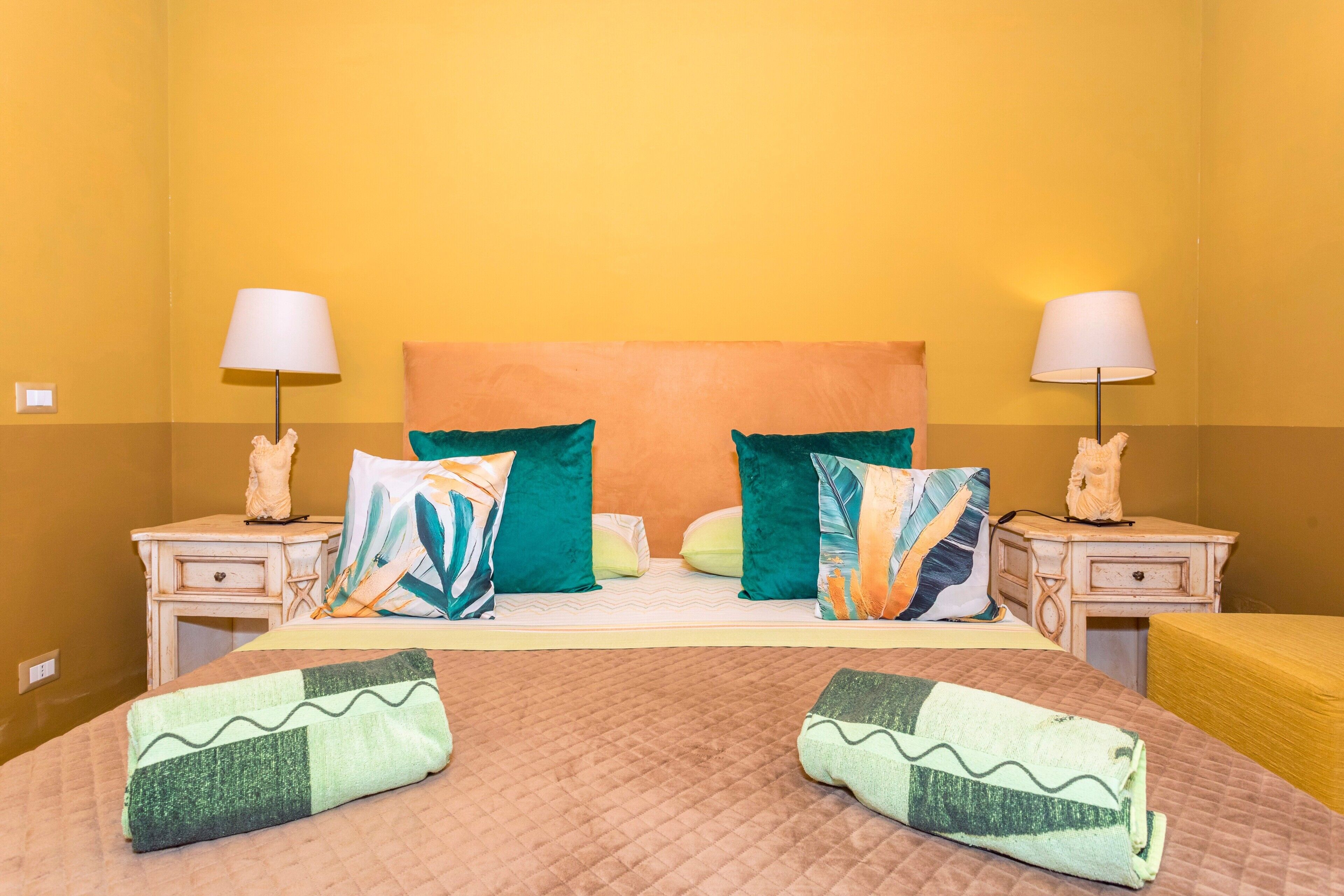 1 chambre, fer et planche à repasser, Wi-Fi gratuit, draps fournis