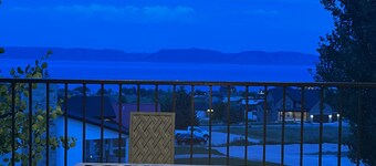 Cozy cabin with AC, Wi-Fi and view of Bear Lake in charming Fish Haven, Idaho