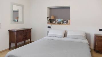 1 habitación, wifi gratis y ropa de cama