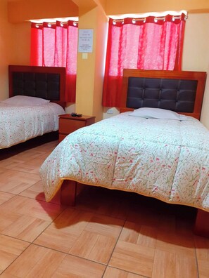 6 bedrooms, WiFi, bed sheets