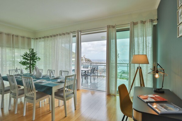 Apartment | 4 bedrooms, Internet