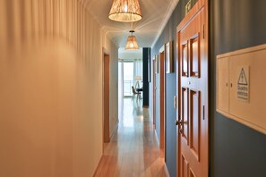 Apartment | 4 bedrooms, Internet