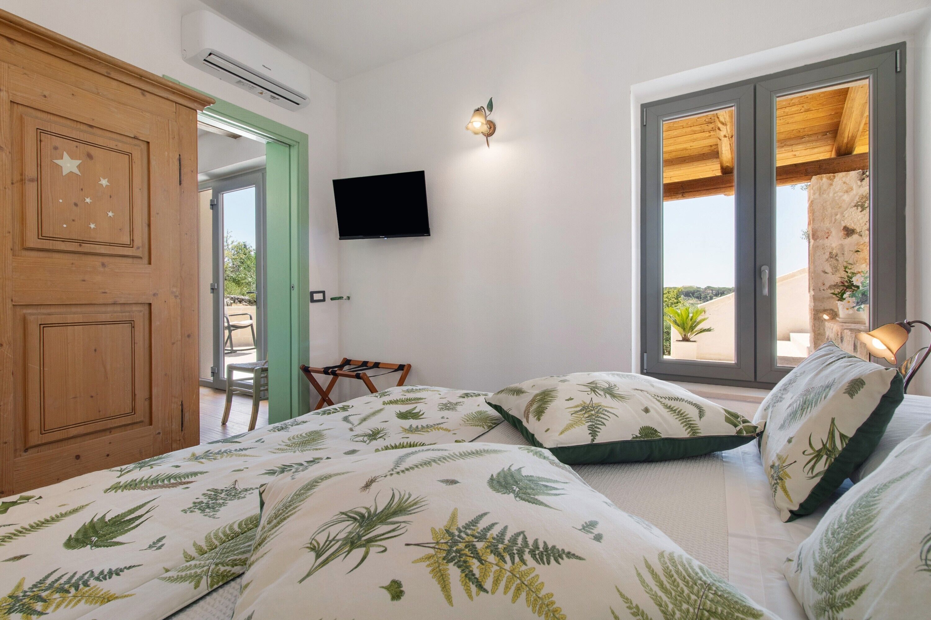 2 dormitorios, tabla de planchar con plancha, wifi gratis y ropa de cama