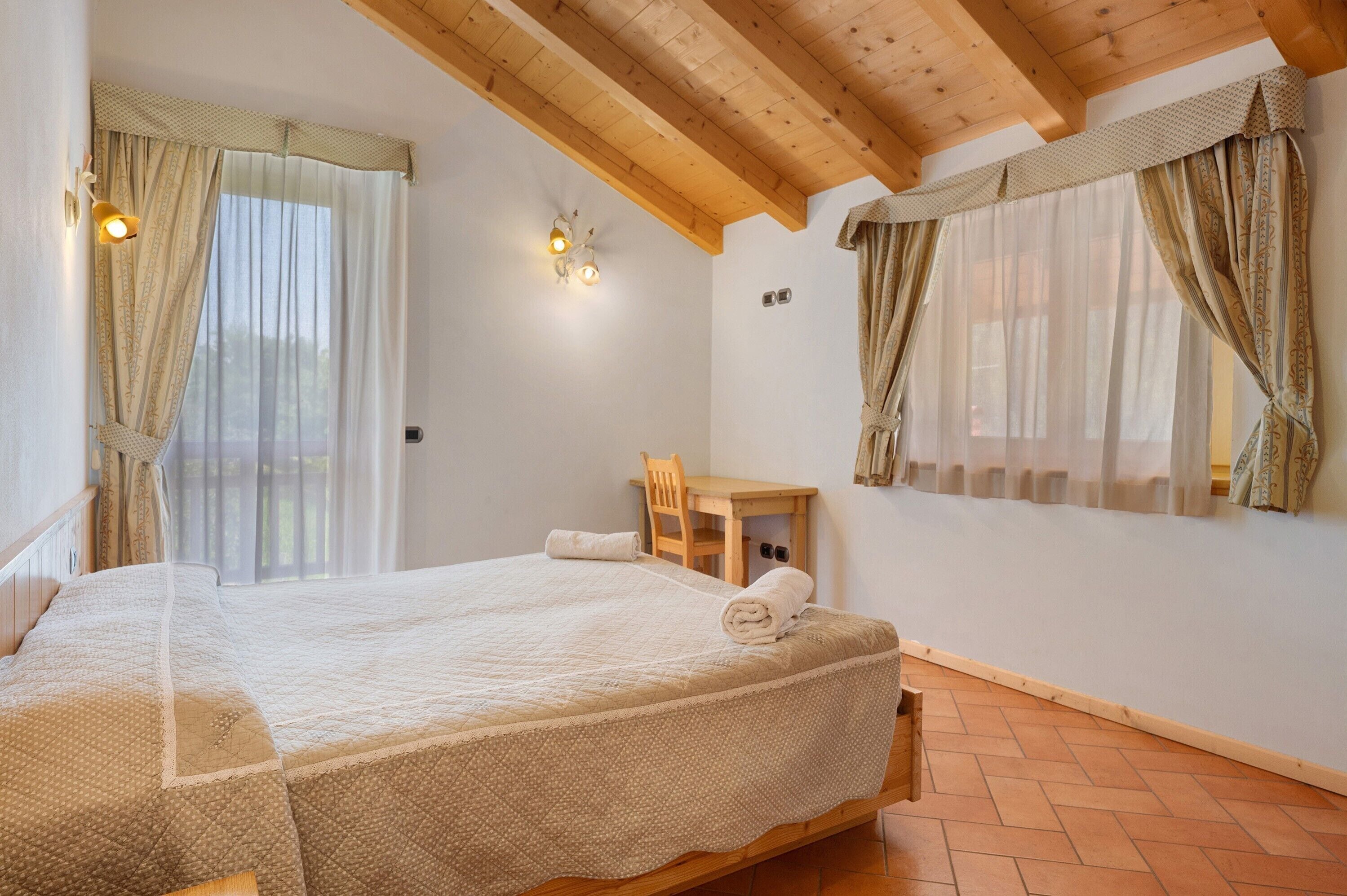 Appartement "Luna" Avec Vue Sur Les Montagnes, Terrasse Privée Et Wi-fi - Cles
