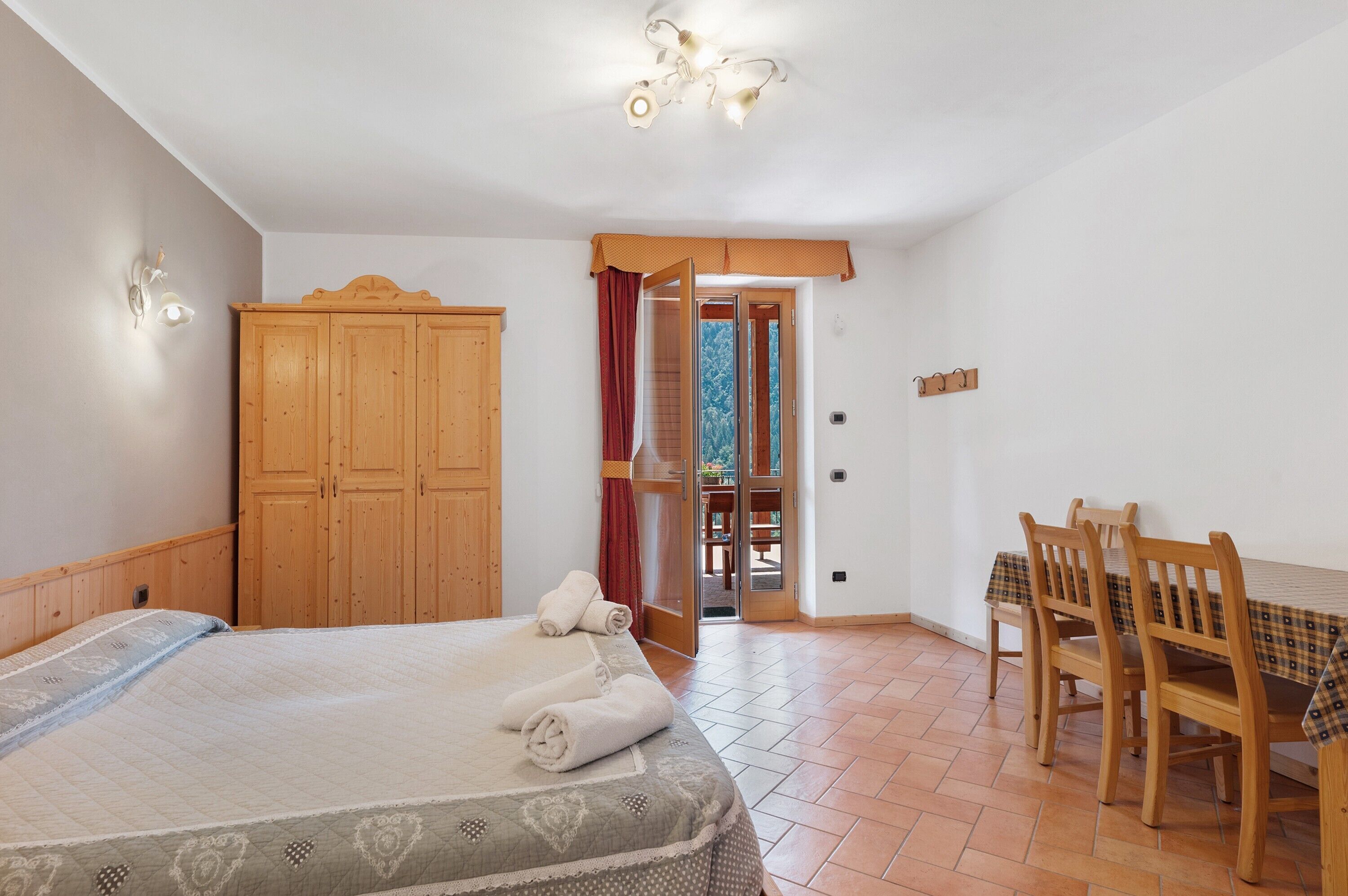 Room 'Stanza 2' With Mountain View, Private Terrace And Wi-fi - Cles