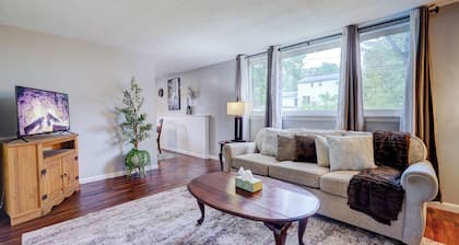 5BR Home Near RIT & U of R Sleeps up to 12