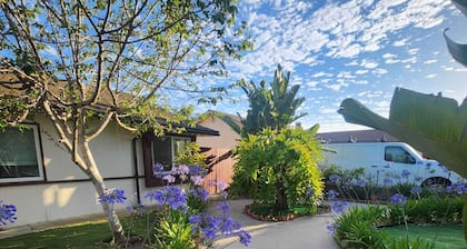 Cozy & Private Room in Goleta