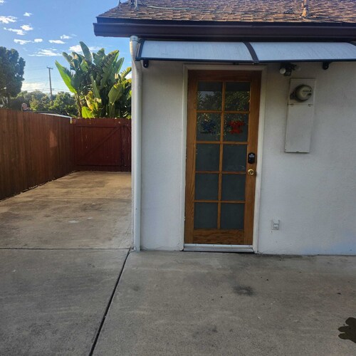 Cozy & Private Room in Goleta