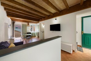 TV - Room 'Familiare' with Wi-Fi (Borzonasca)