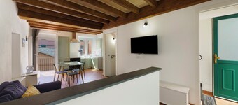 Room 'Matrimoniale' with Balcony and Wi-Fi