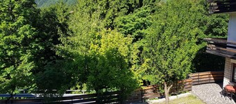 Appartement "Bruna" avec vue sur les montagnes, terrasse privée et Wi-Fi
