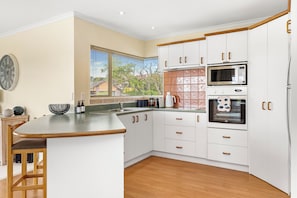Microwave, oven, stovetop, dishwasher