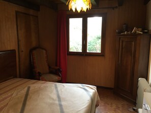 3 bedrooms