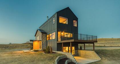 New Modern Farmhouse with Epic Views