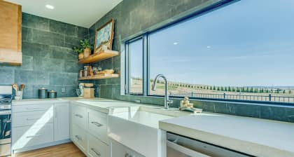 New Modern Farmhouse with Epic Views