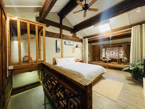 Basic Double Room, Non Smoking | Down comforters, free WiFi, bed sheets - Jia Kedi Ancient House Cultural Homestay (Dali)