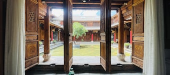 Jia Kedi Ancient House Cultural Homestay