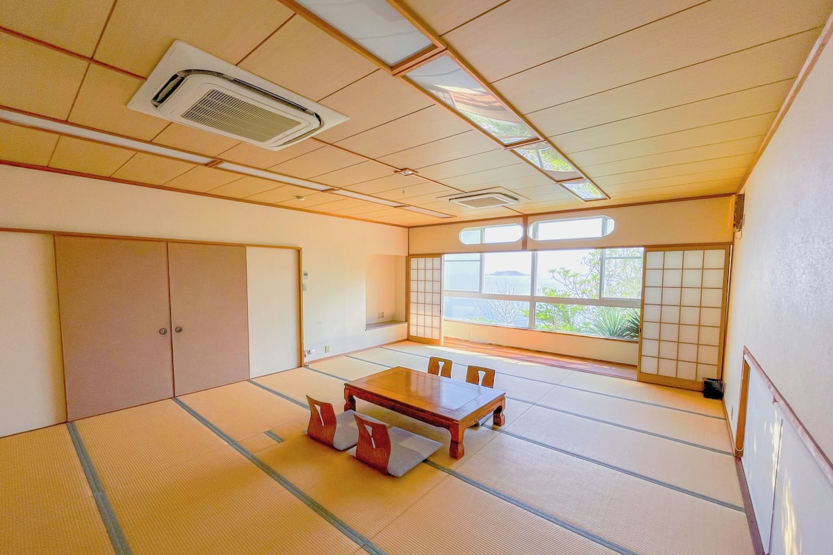 Japanese-style House , Bathtub, Ocean View