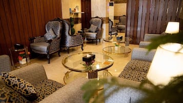 Quầy tiếp tân