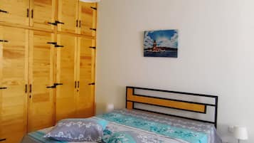 1 habitación y ropa de cama