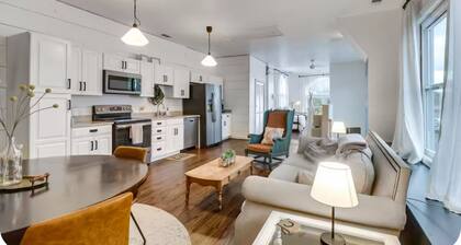 Historic New Market Retreat w/Washer and Dryer