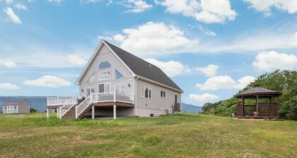 New! Sunset Mountain Retreat