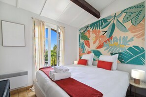 Apartment | 3 bedrooms, bed sheets
