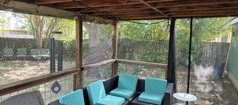 Peaceful Garden Oasis in beautiful Round Rock