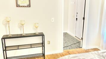 4 bedrooms, WiFi, bed sheets