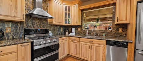 Electric kettle, toaster