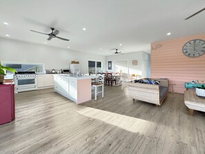 Interior - South Stradbroke Island Waters - family beach house 4 bedroom on the water *NEW* (South Stradbroke)
