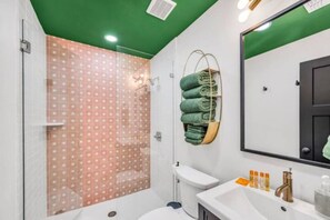 Hair dryer, towels