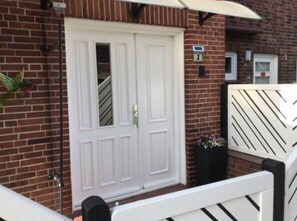 House | Exterior detail - Holiday Home in Husum With Swimming Pool (Husum)