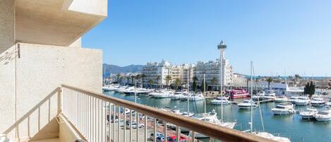 Huoneisto | Ulkopuoli