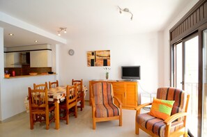 Apartment | Living room - Apartment in Lescala Near Beaches (L'Escala)