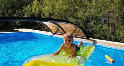 Holiday Apartment With 2 Bedrooms