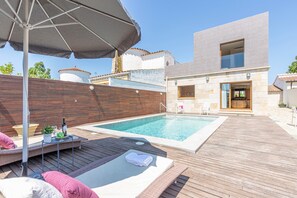 Villa | Exterior