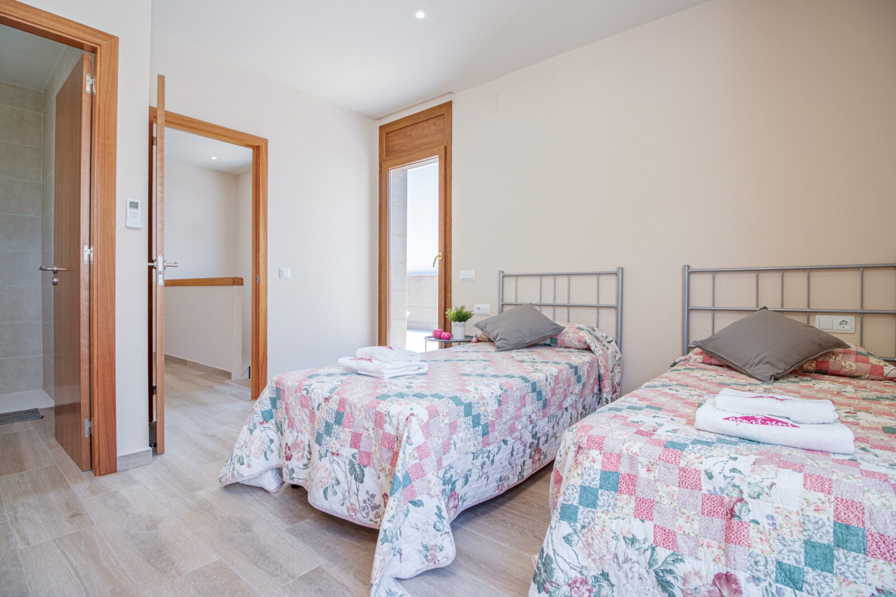 ヴィラ | 4 室のベッドルーム、アイロン / アイロン台