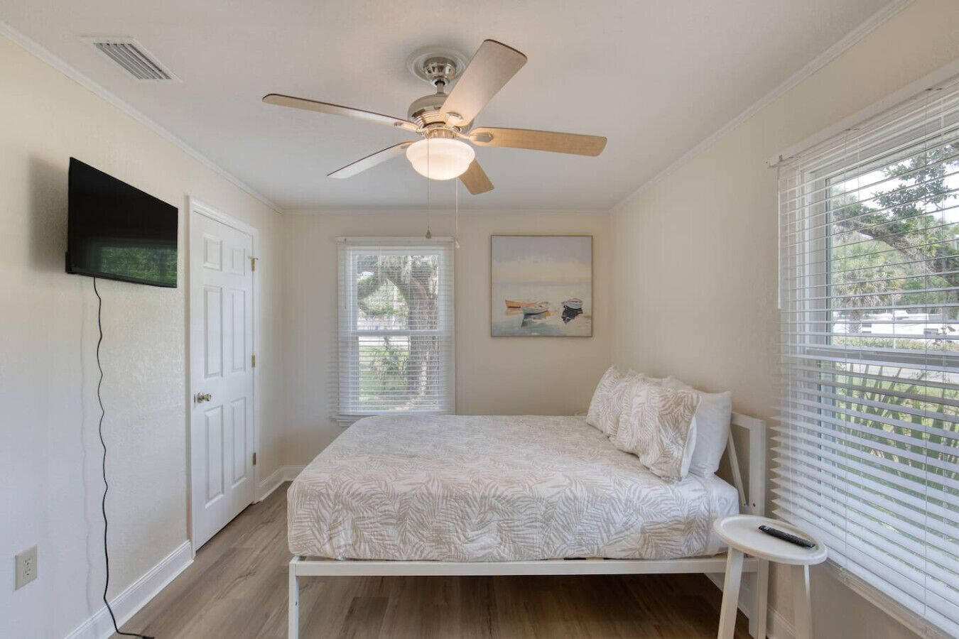 5 makuuhuonetta, työpöytä, silitysrauta/-lauta, ilmainen Wi-Fi