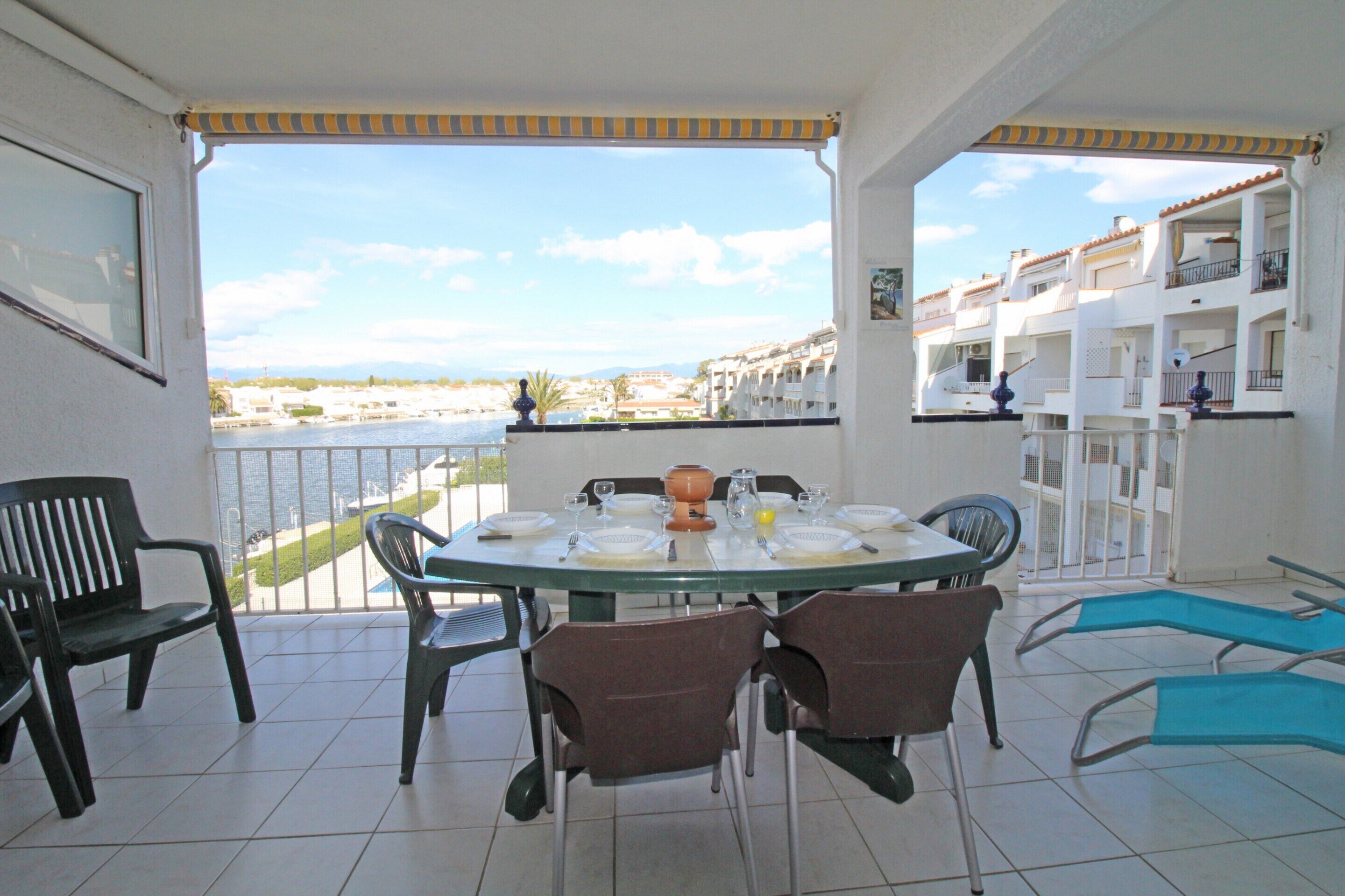 Apartemen | Tempat makan outdoor
