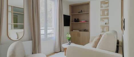 Apartment | Living area