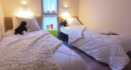 Gite in Semur-en-auxois Near Forest Retreat