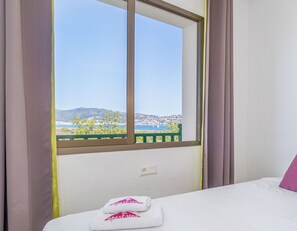 Apartment | 2 bedrooms, iron/ironing board
