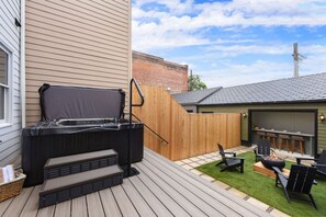 屋外ダイニングエリア