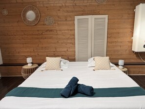Casa | 1 quarto, ferros/tábuas de passar roupa