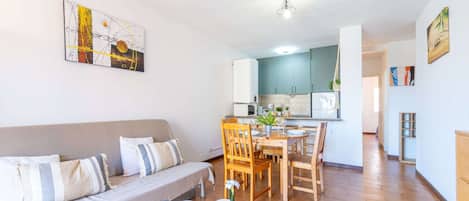 Apartment | Living area